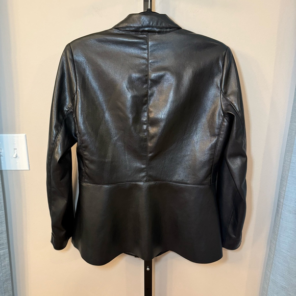 Chico's Riveted Faux Leather Peplum Jacket‎ Black Size Small - Picture 4 of 12
